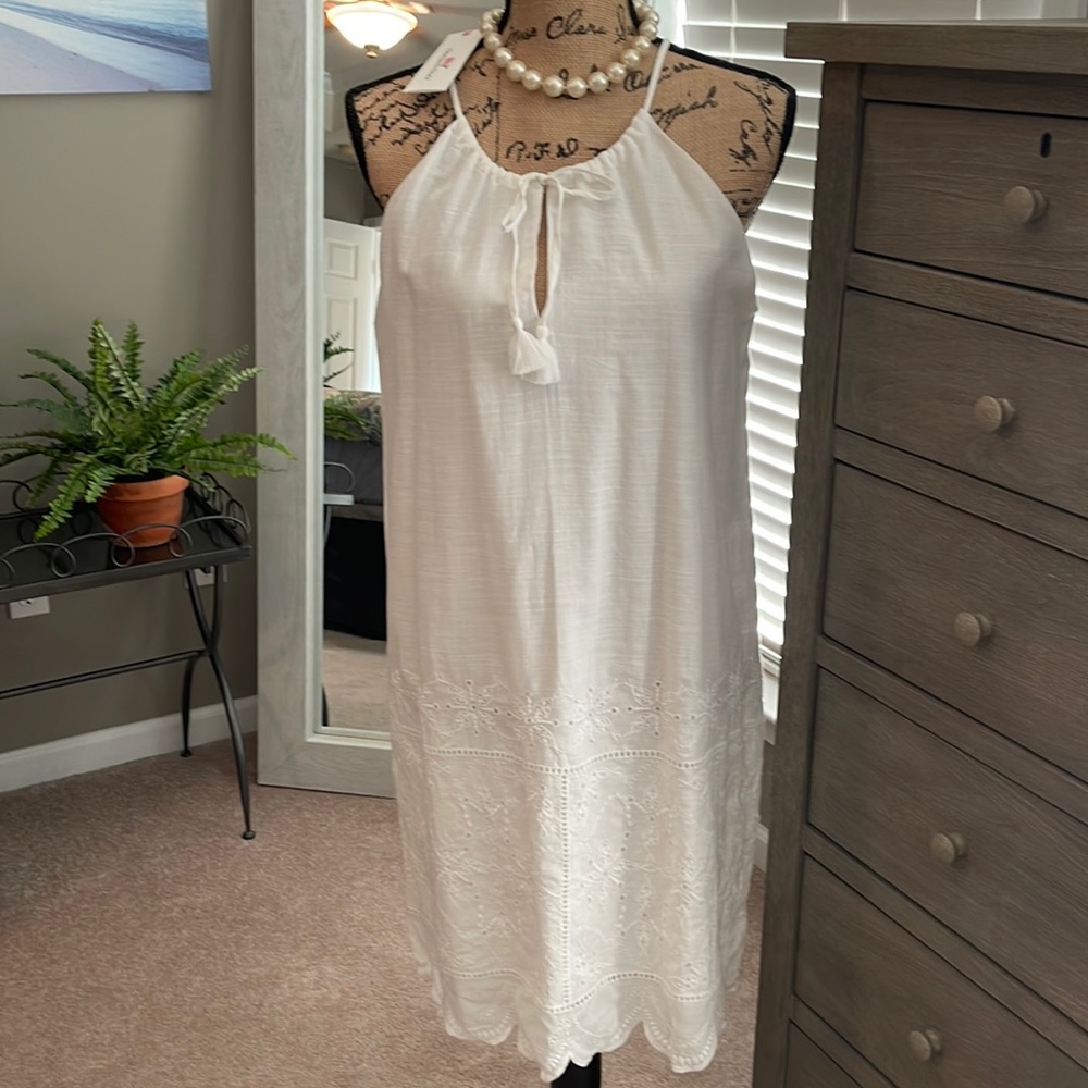 👙NWT👙- Vineyard Vines Eyelet Halter Dress size 10